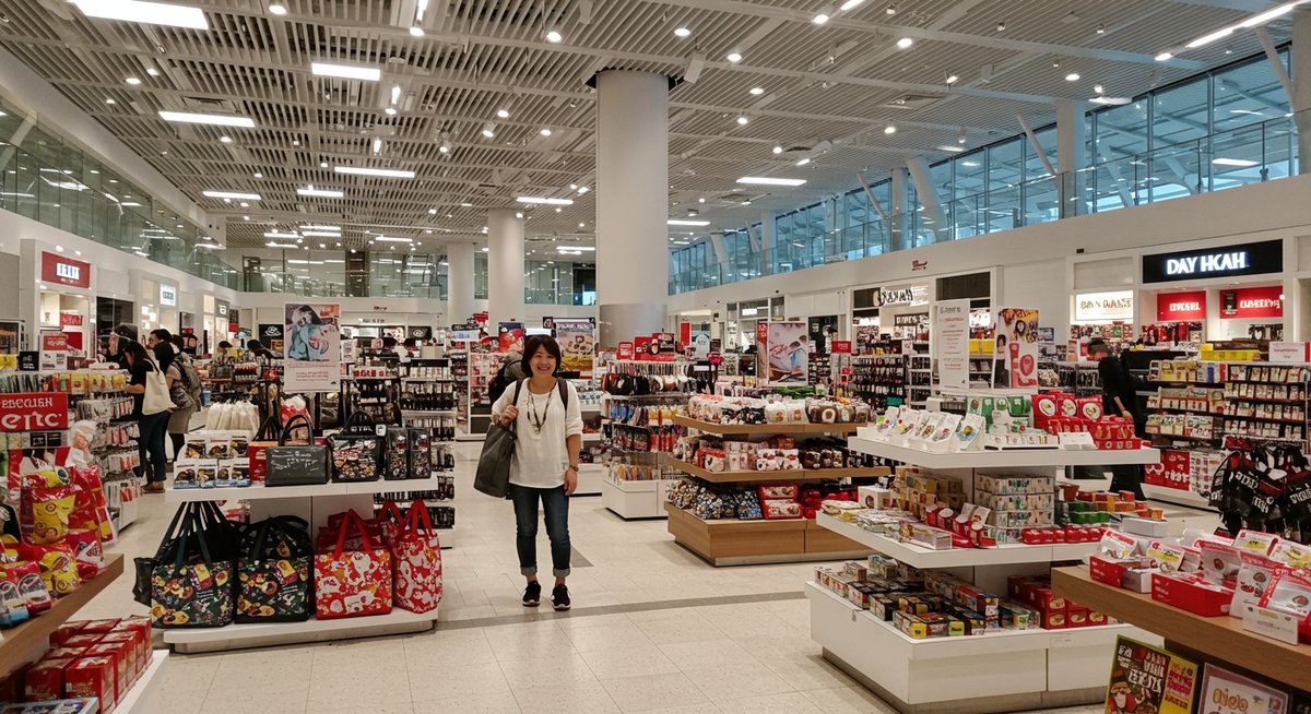 クアラ ルン プール 空港 暇つぶし