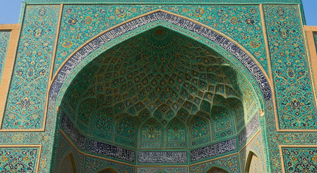 イスファハーン 世界の半分